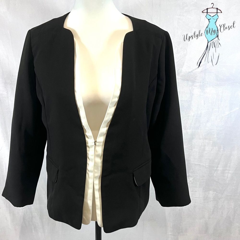 Kenneth Cole black and white career blazer jacket size medium